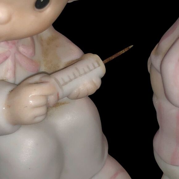 COPY - Precious Moments Love Beareth All Things 1981 Vintage Jonathan & David L… - Picture 4 of 11